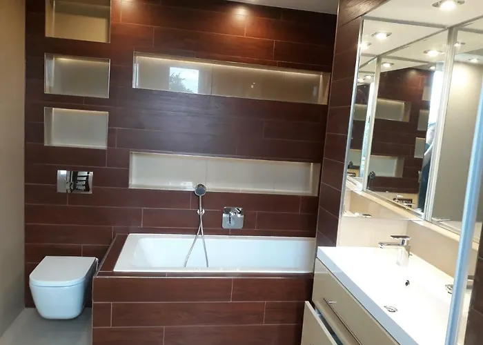 Panorama Apartment *